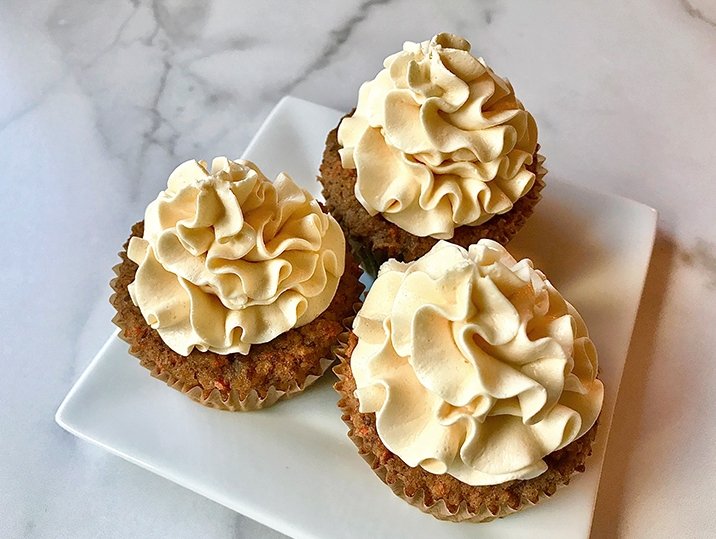 Keto Carrot Cupcakes with Vanilla Buttercream Frosting