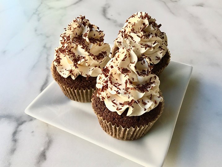 Keto Chocolate Cupcakes